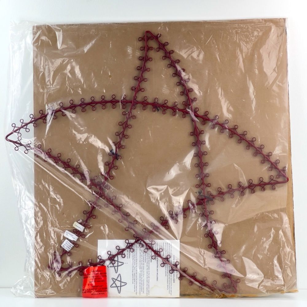 POTTERY BARN KIDS LARGE WIRE  STAR PHOTO/CARD HOLDER